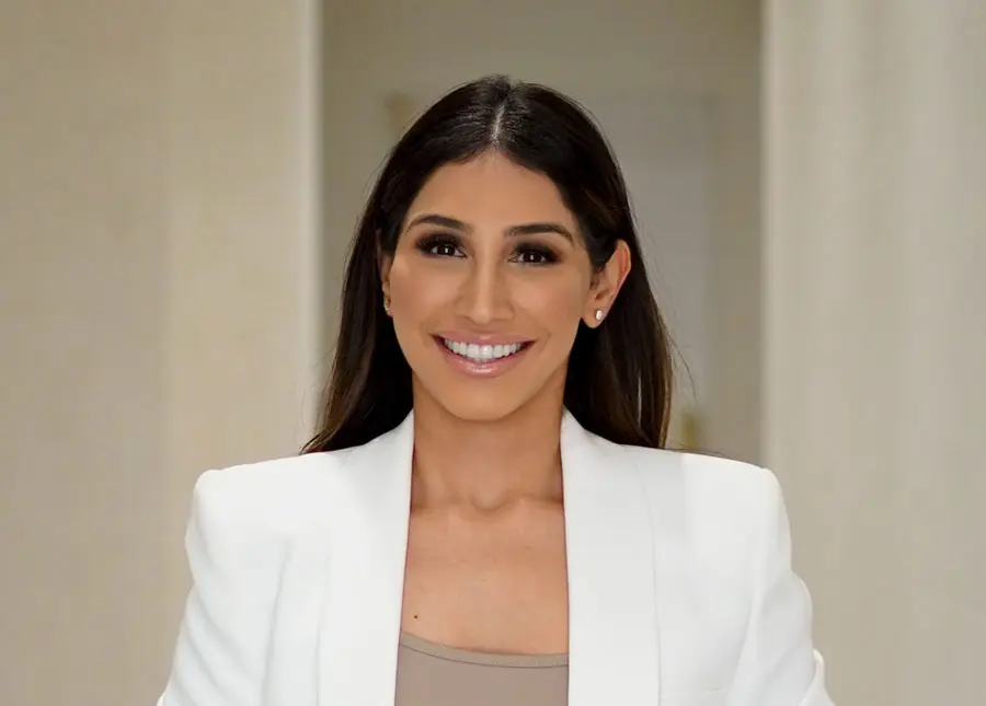 Vogue Dental - Dr. Aneka